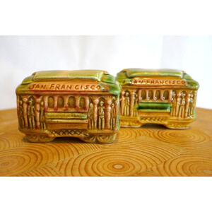 Vintage Ceramic Glazed San Francisco Cable Trolley Car Salt Pepper Shakers Japan